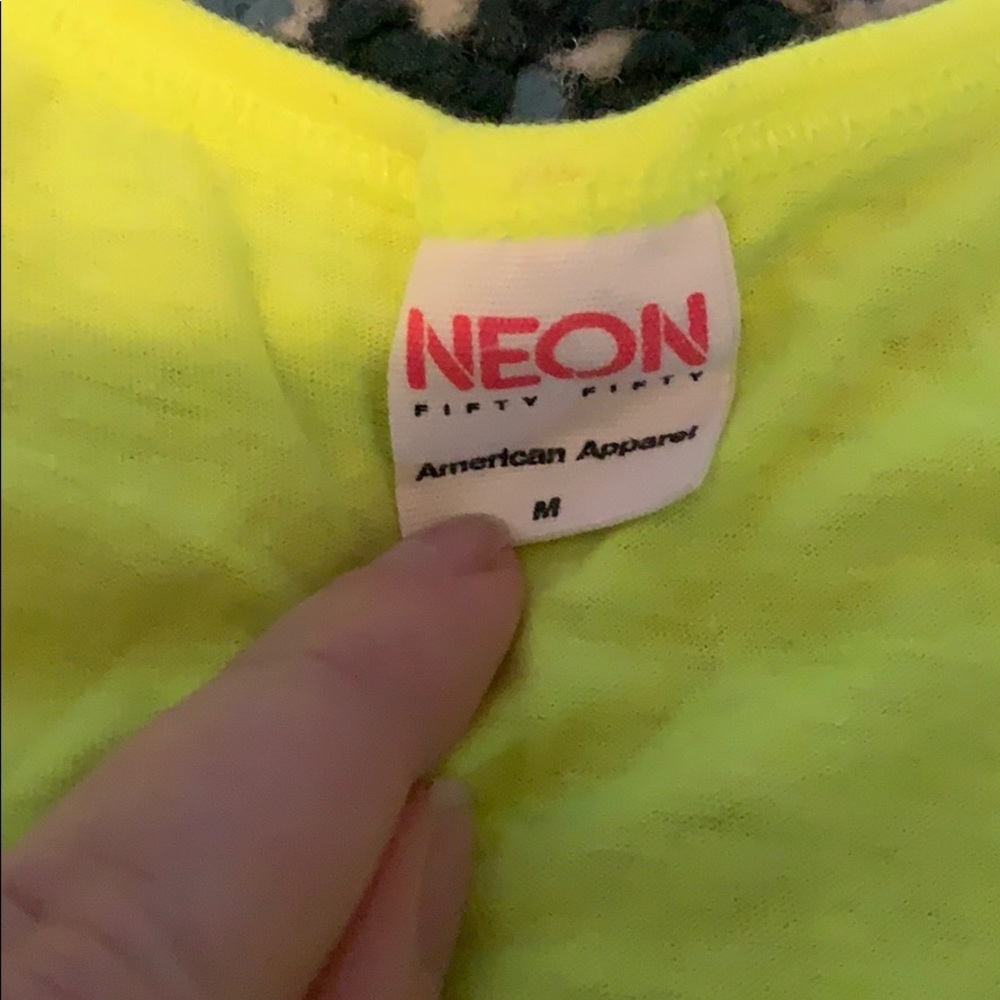 NWOT EIU TankTop size M. Neon yellow - Picture 3 of 5